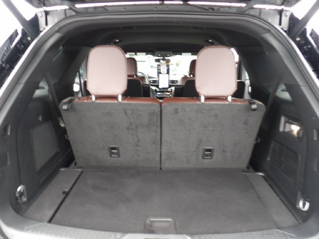 Certified 2023 Ford Explorer Platinum w/ Technology Package RWD image 26