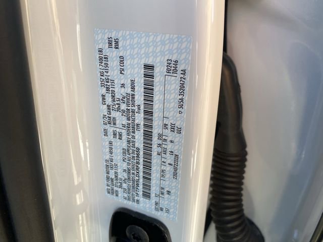 Certified 2024 Ford F150 Lariat w/ Equipment Group 502A High AWD/4WD image 32