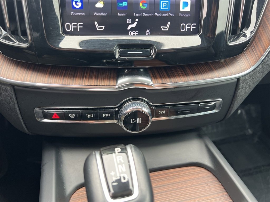 Used 2019 Volvo XC60 T5 Inscription w/ Protection Package Premier image 20