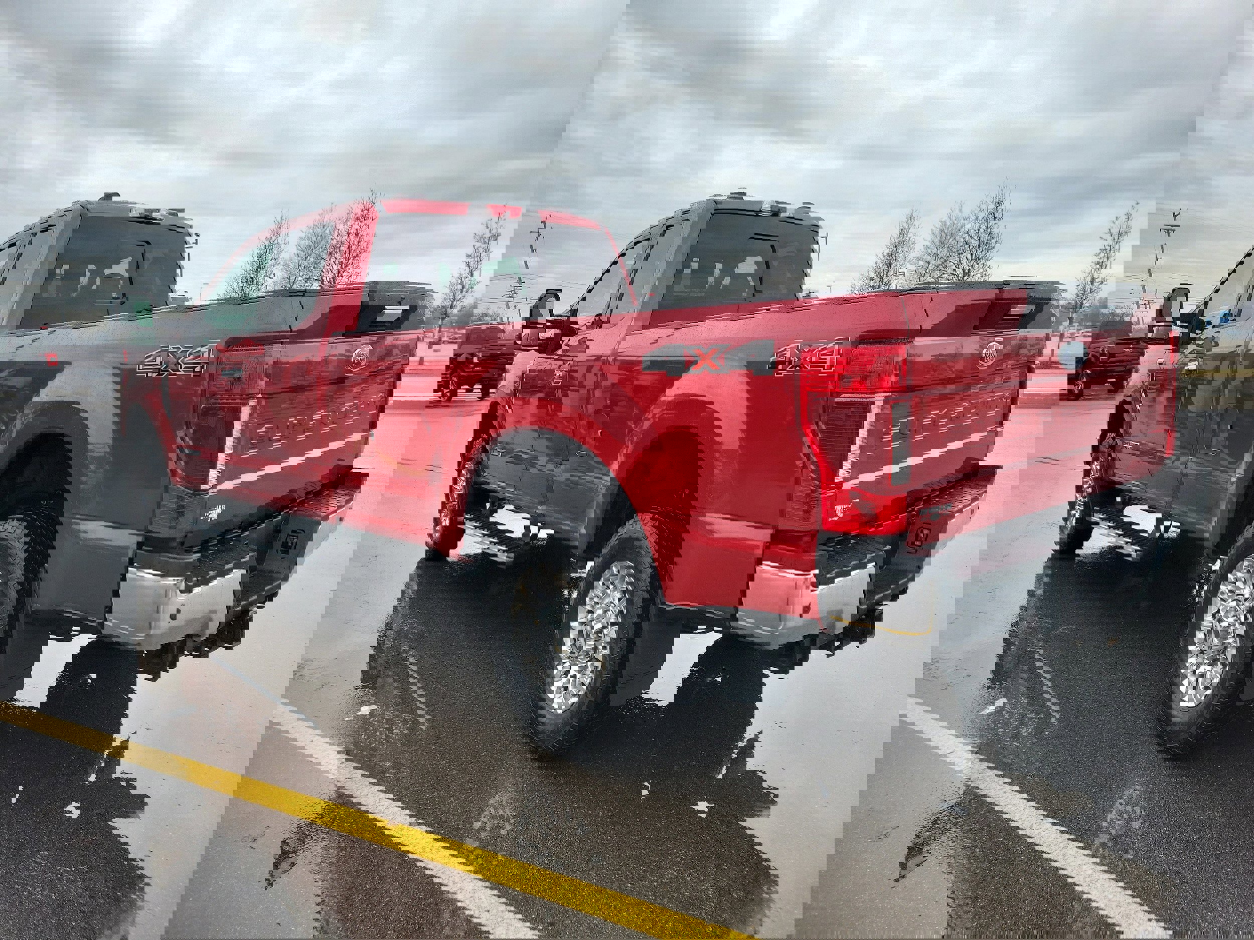 Certified 2020 Ford F350 Lariat w/ Chrome Package image 2