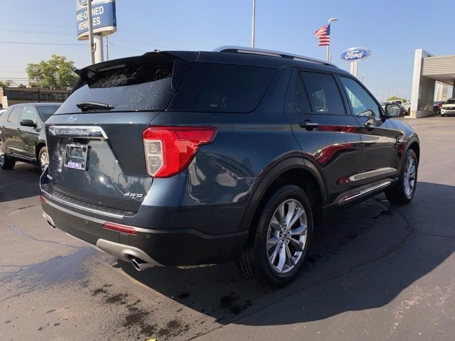 Certified 2023 Ford Explorer Limited w/ Equipment Group 301A image 3