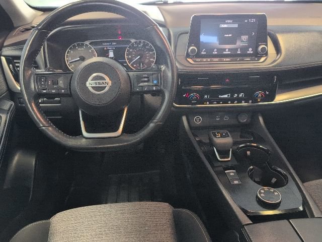 Used 2021 Nissan Rogue SV image 17