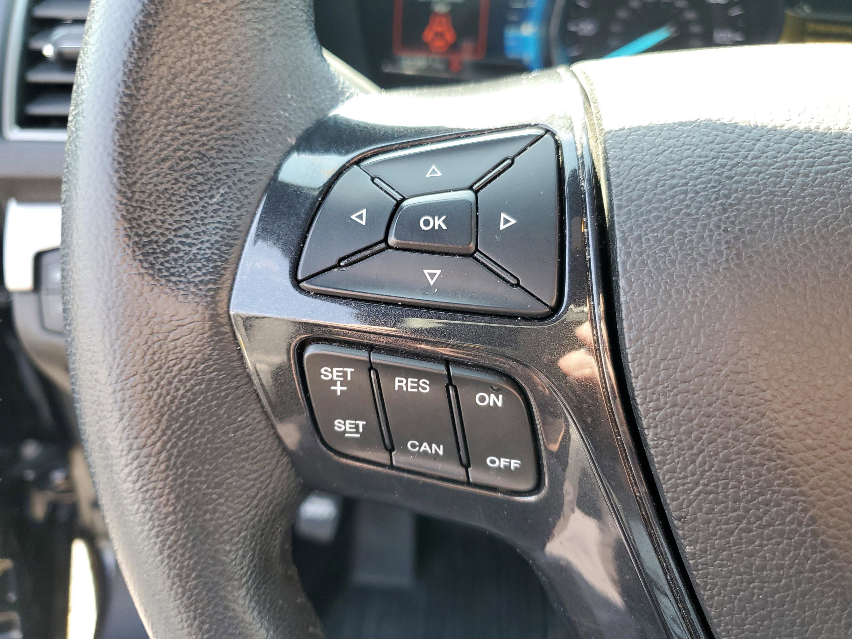 Certified 2019 Ford Explorer XLT w/ Equipment Group 201A FWD image 23