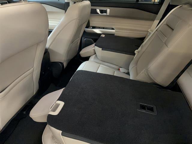 Certified 2024 Ford Explorer XLT w/ Equipment Group 202A image 16