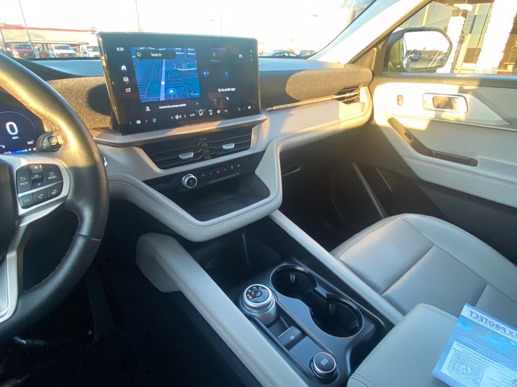 Certified 2026 Ford Explorer Active w/ Active Comfort Package AWD/4WD image 28