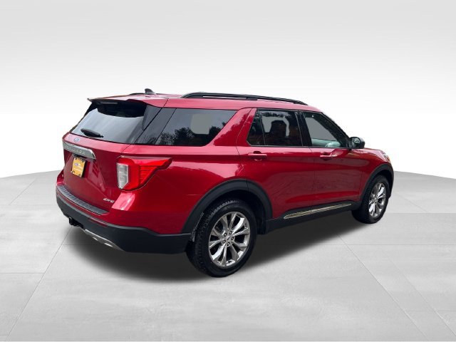 Certified 2023 Ford Explorer XLT w/ Equipment Group 202A AWD/4WD image 7