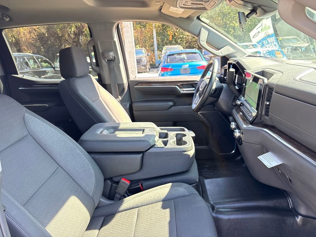 Used 2024 GMC Sierra 1500 SLE w/ Preferred Package image 28