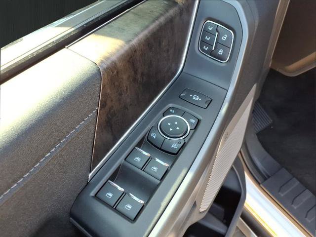 Certified 2026 Ford F450 Lariat w/ Chrome Package AWD/4WD image 28