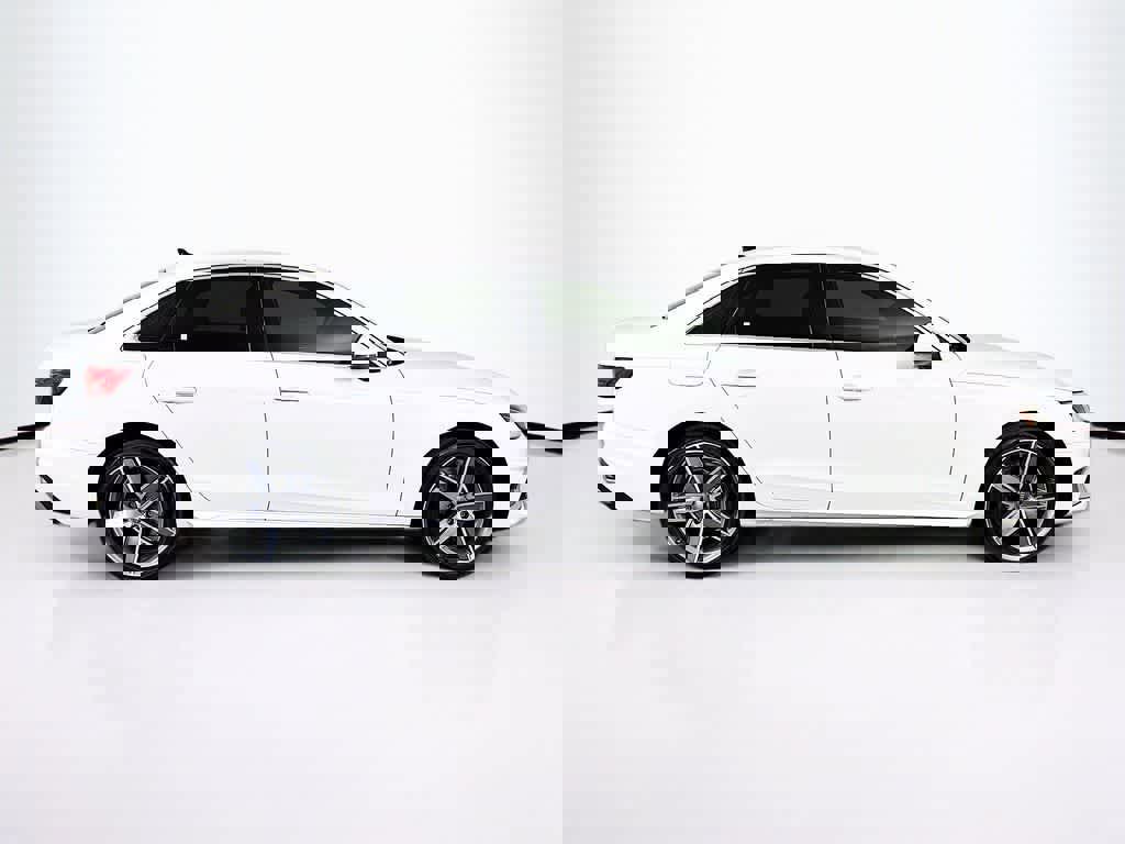 Used 2021 Audi A4 2.0T Premium w/ Convenience Package image 6