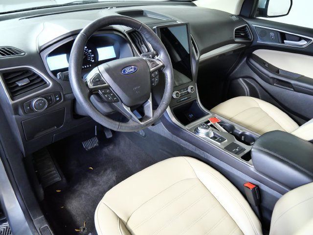Certified 2024 Ford Edge SEL w/ Convenience Package AWD/4WD image 5