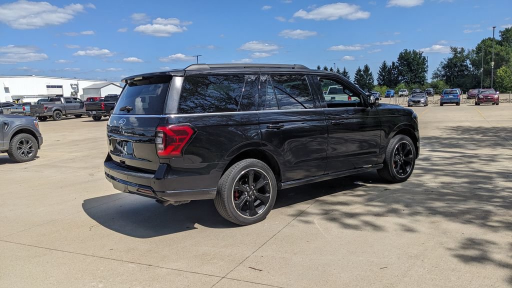 Certified 2023 Ford Expedition Limited AWD/4WD image 3