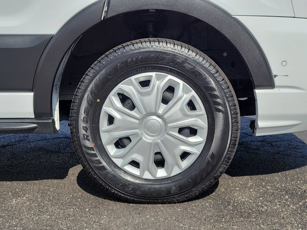 Certified 2023 Ford Transit 350 XLT RWD image 9