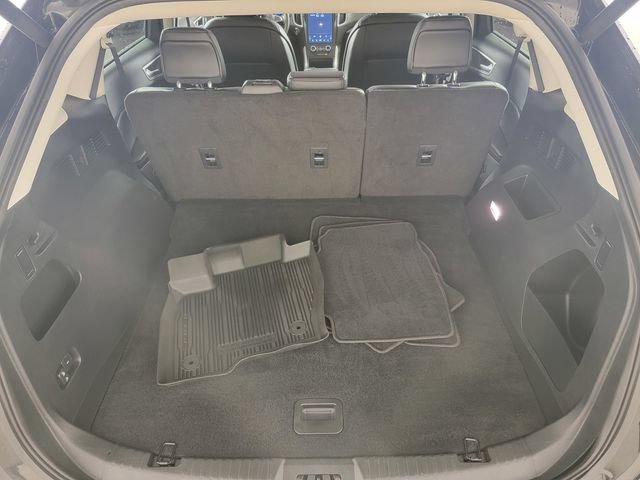 Certified 2024 Ford Edge SEL w/ Convenience Package AWD/4WD image 16