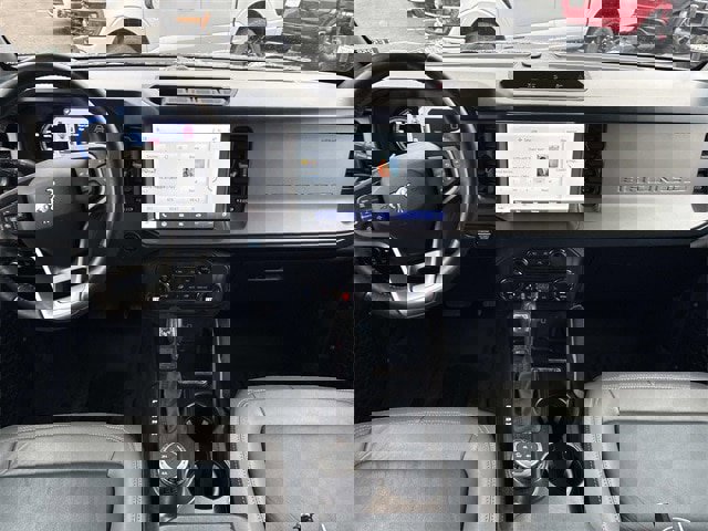 Certified 2023 Ford Bronco Outer Banks w/ Sasquatch Package image 16