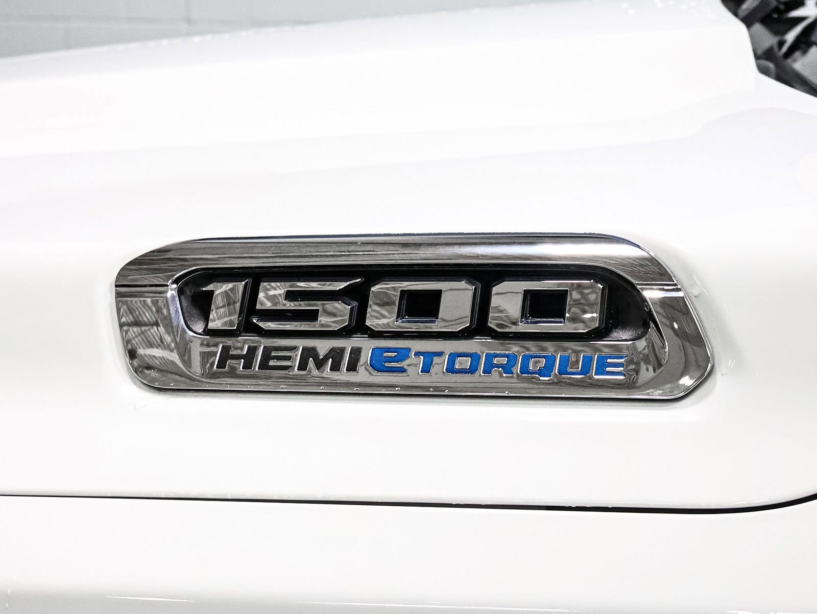 Used 2023 RAM 1500 Laramie image 19