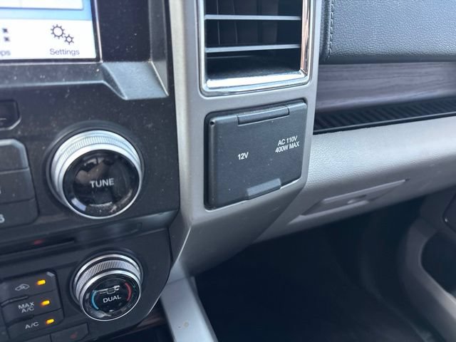 Certified 2017 Ford F150 Lariat w/ Equipment Group 502A Luxury AWD/4WD image 27
