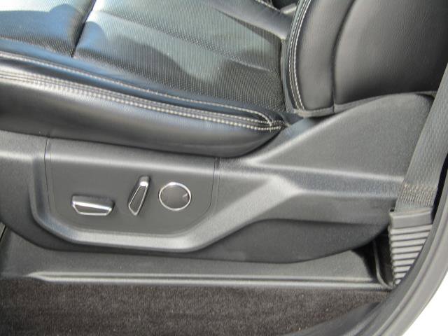 Certified 2018 Ford F150 Lariat w/ Equipment Group 502A Luxury image 19