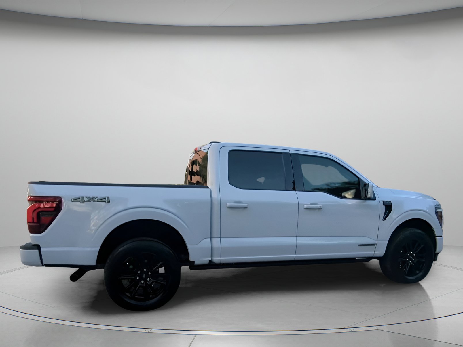 Certified 2025 Ford F150 Platinum AWD/4WD image 30