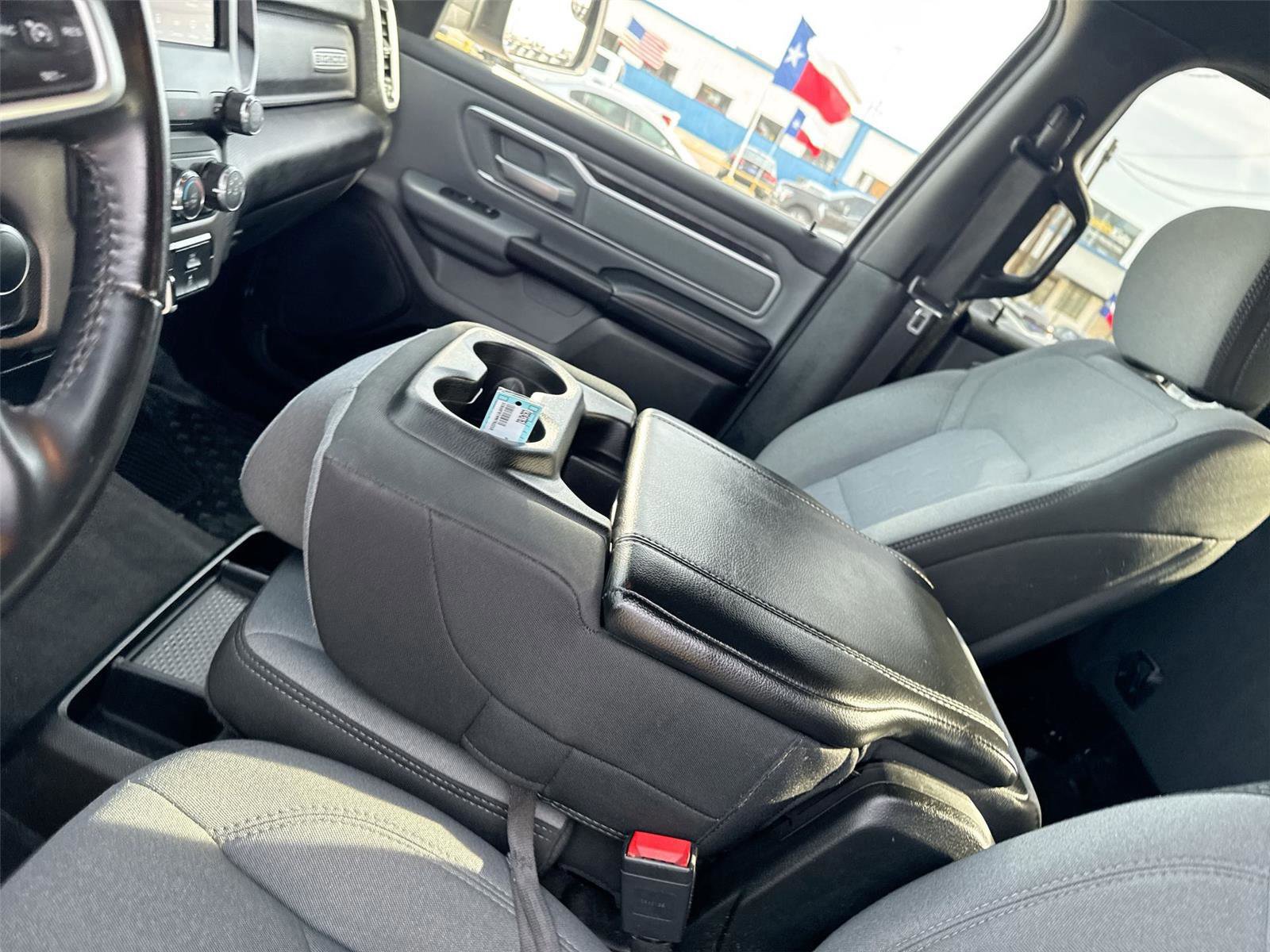 Used 2021 RAM 1500 Big Horn image 24