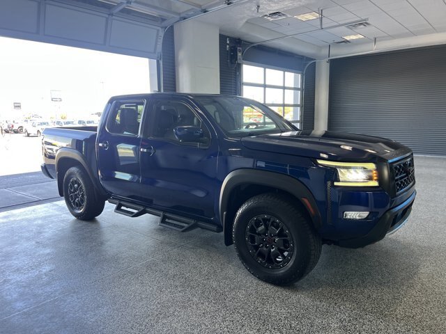 Used 2023 Nissan Frontier PRO-4X w/ Pro-4X Premium Package AWD/4WD image 3