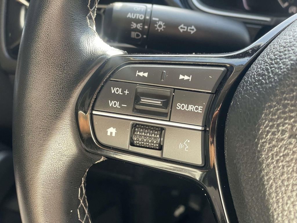 Used 2023 Honda Civic EX-L image 9