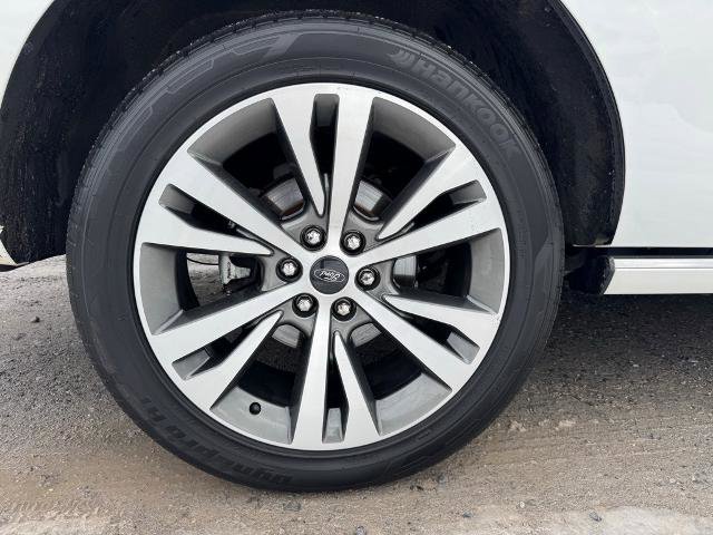 Certified 2021 Ford Expedition Platinum image 12