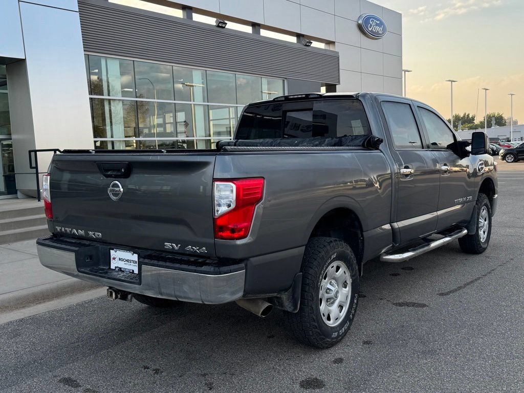 Used 2018 Nissan Titan SV AWD/4WD image 36