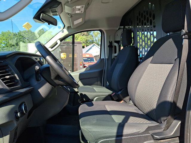 Certified 2025 Ford Transit 250 Low Roof w/ Exterior Upgrade Package RWD image 12