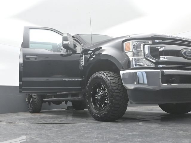 Certified 2022 Ford F250 XLT AWD/4WD image 32