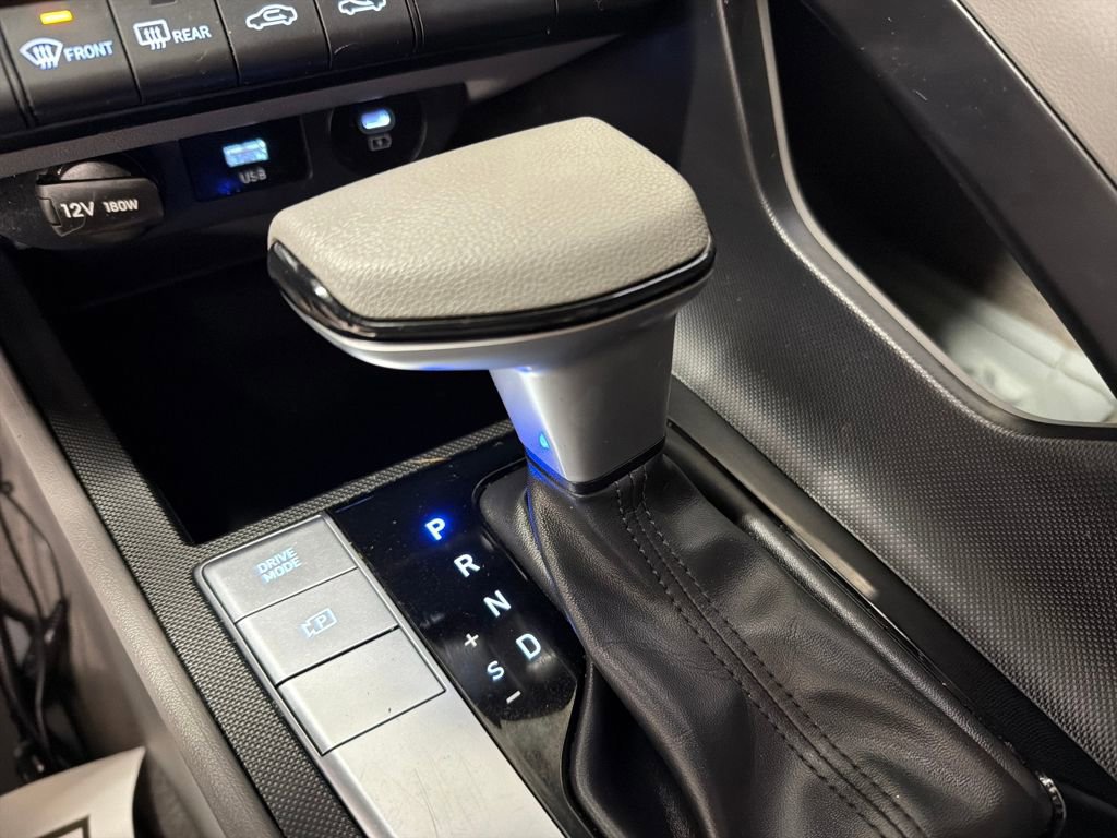 Used 2024 Hyundai Elantra SEL image 29