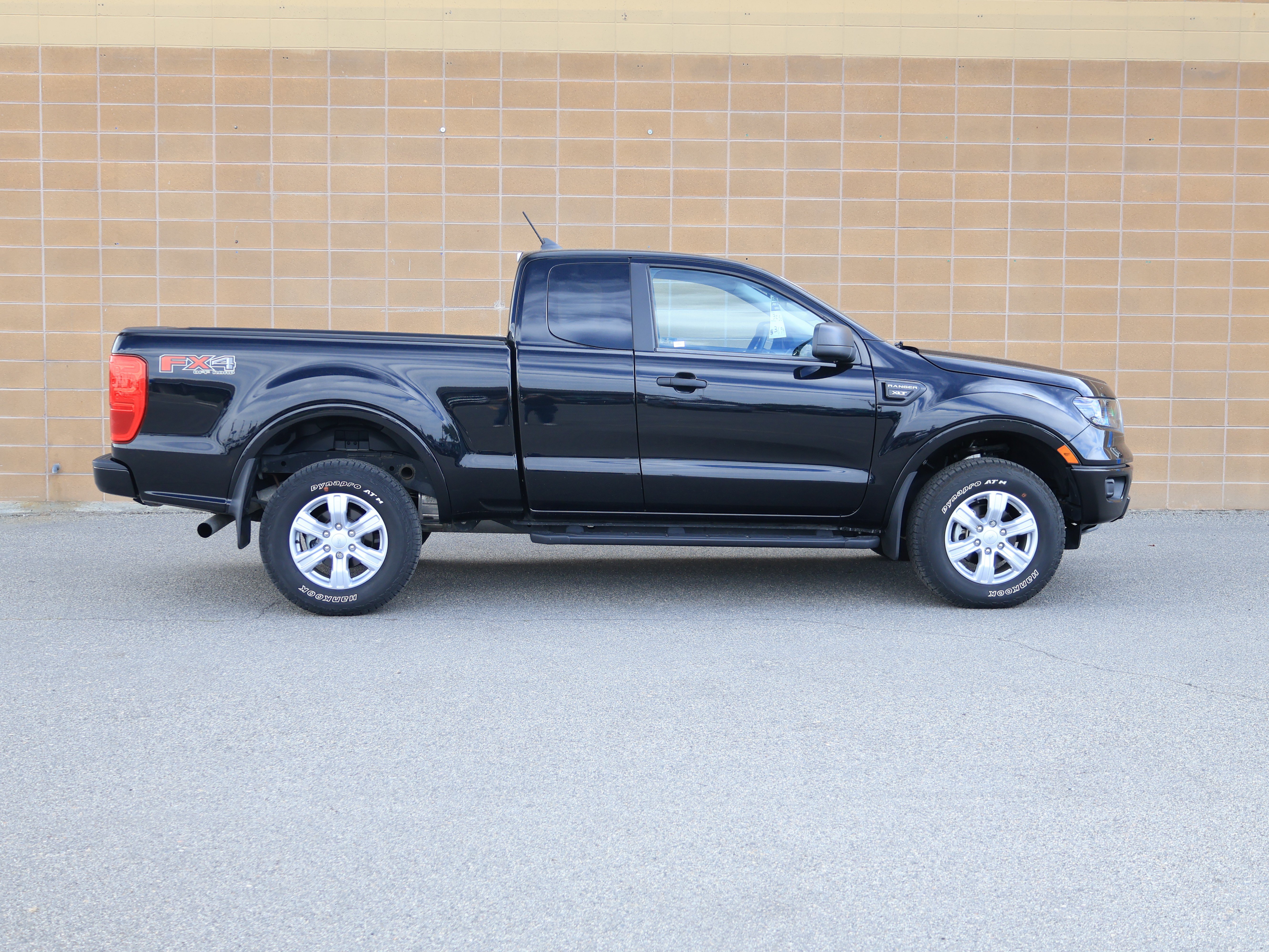 Certified 2020 Ford Ranger XLT w/ FX4 Off-Road Package AWD/4WD image 4