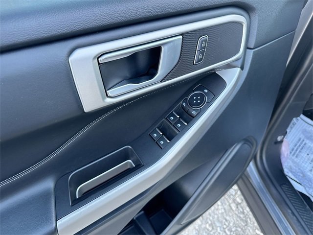 Certified 2023 Ford Explorer XLT image 20