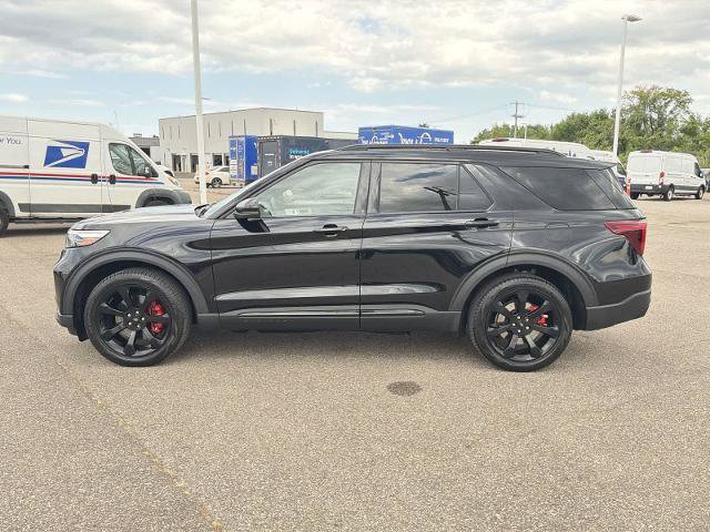 Certified 2023 Ford Explorer ST w/ Equipment Group 401A AWD/4WD image 5