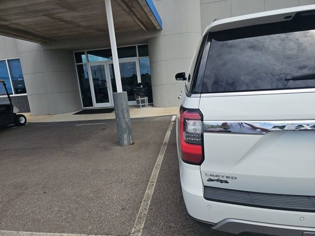 Certified 2021 Ford Expedition Max Limited image 9