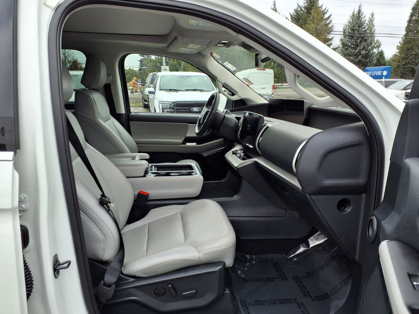 Certified 2025 Ford Expedition Max Active image 5