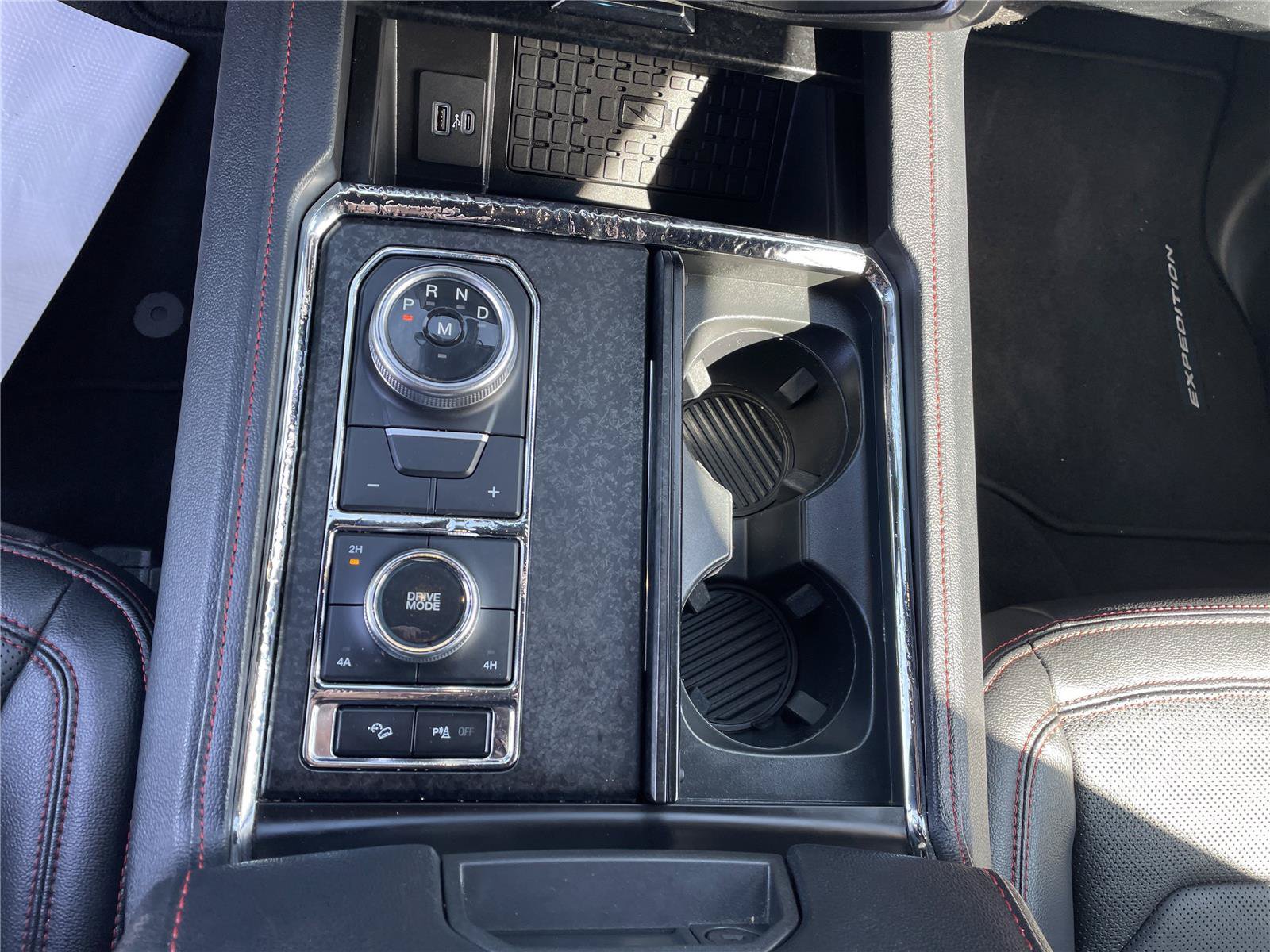 Certified 2024 Ford Expedition Max Limited AWD/4WD image 16