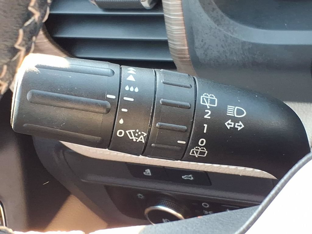 Certified 2023 Ford Expedition Limited AWD/4WD image 28
