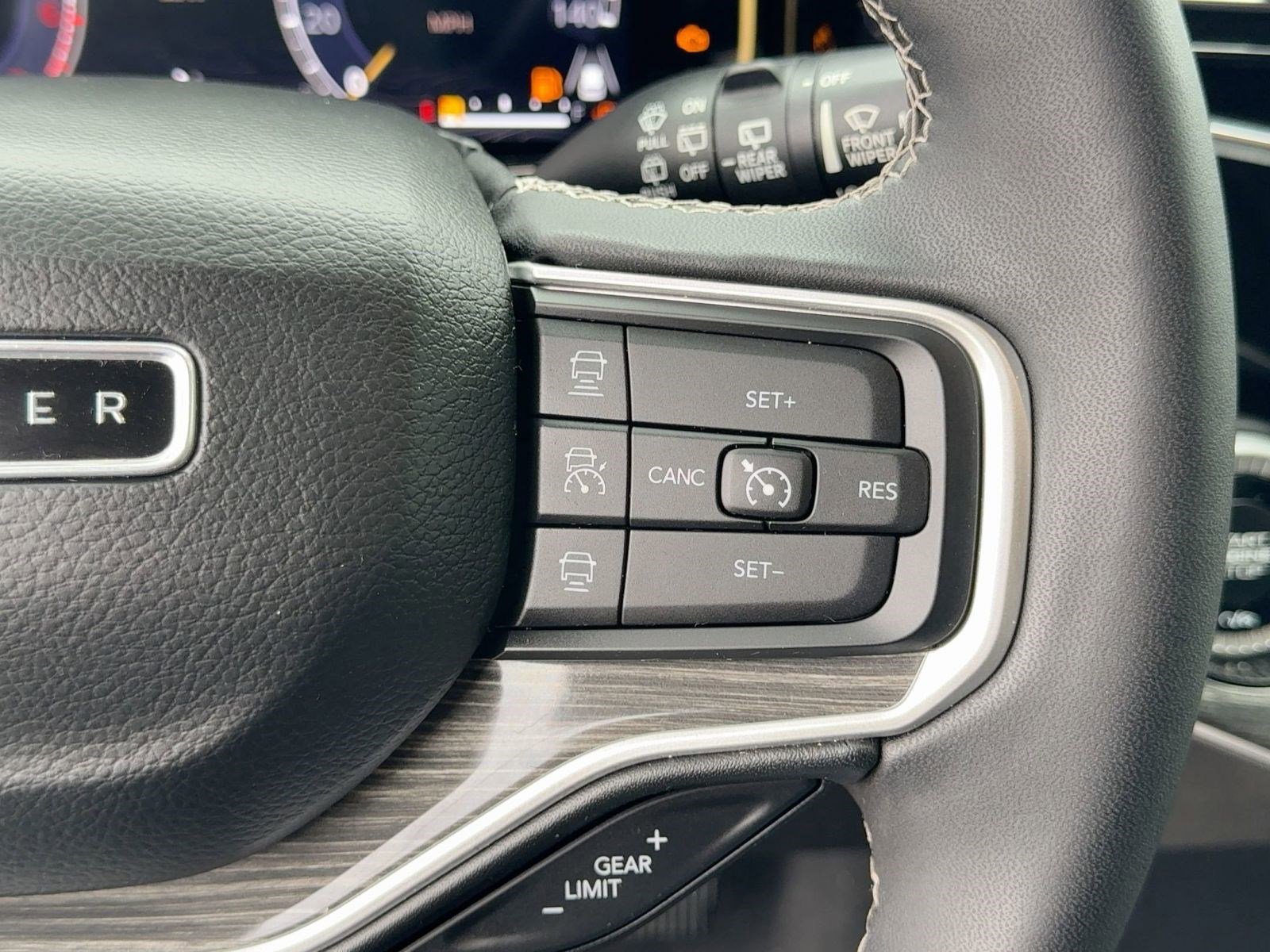 Used 2022 Jeep Wagoneer Series II image 23