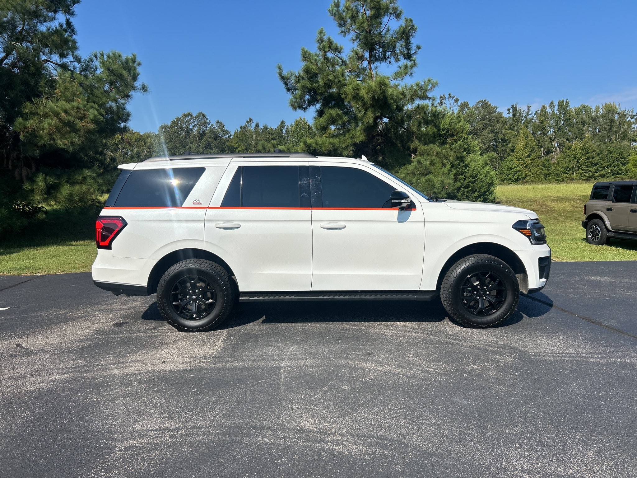Certified 2022 Ford Expedition Timberline AWD/4WD image 8