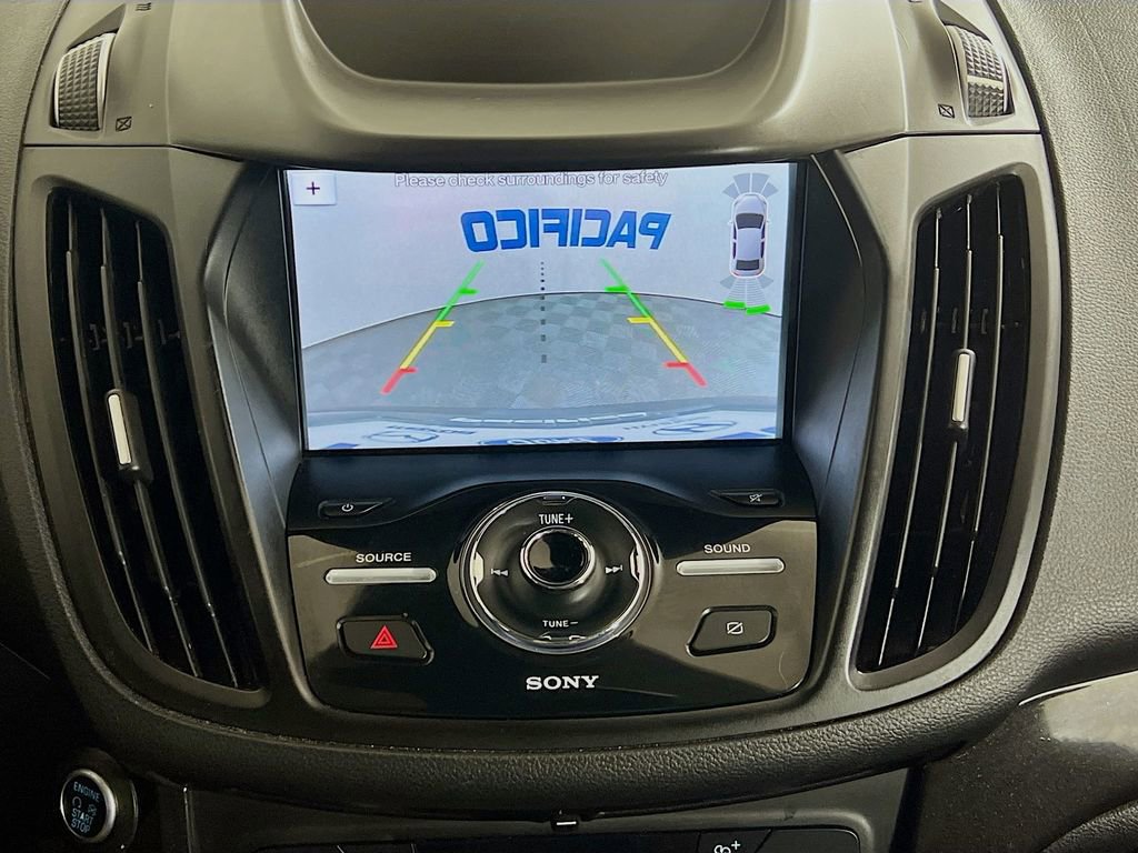 Certified 2019 Ford Escape Titanium AWD/4WD image 21