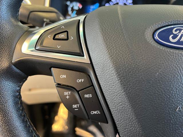 Certified 2018 Ford Edge Titanium w/ Technology Package AWD/4WD image 31