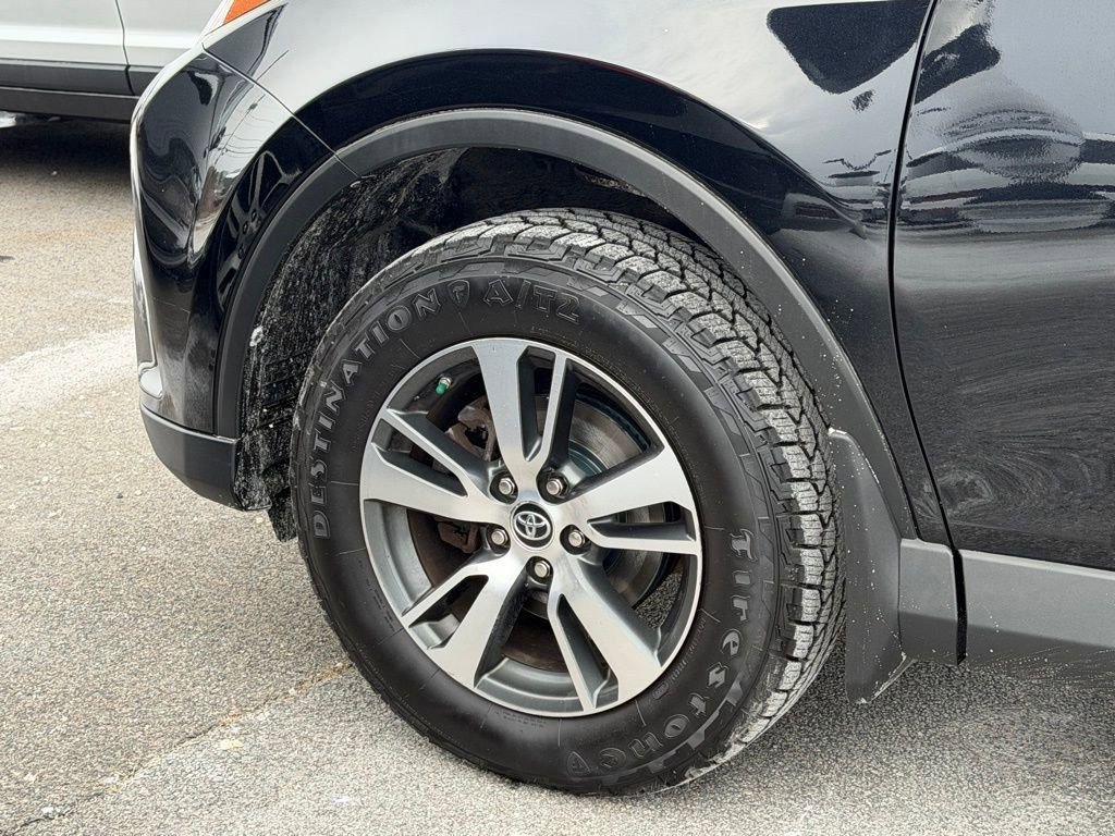 Used 2017 Toyota RAV4 XLE image 21