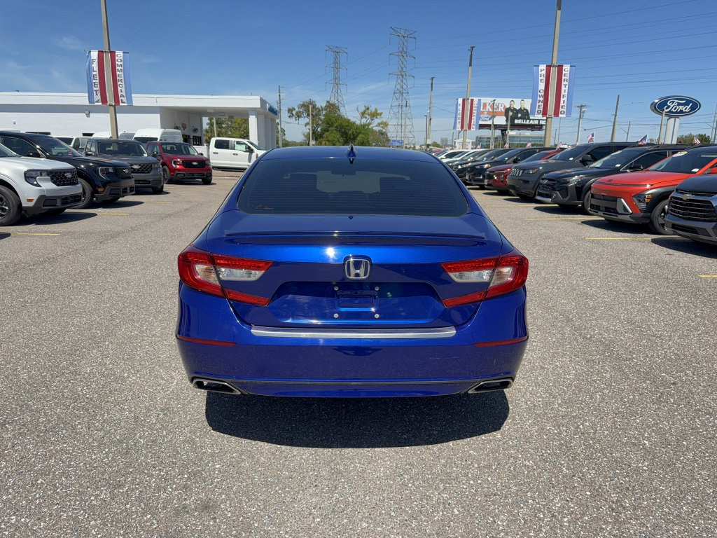 Used 2018 Honda Accord Sport image 6