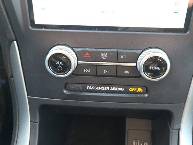 Certified 2022 Ford Edge SE w/ Black Appearance Package image 35