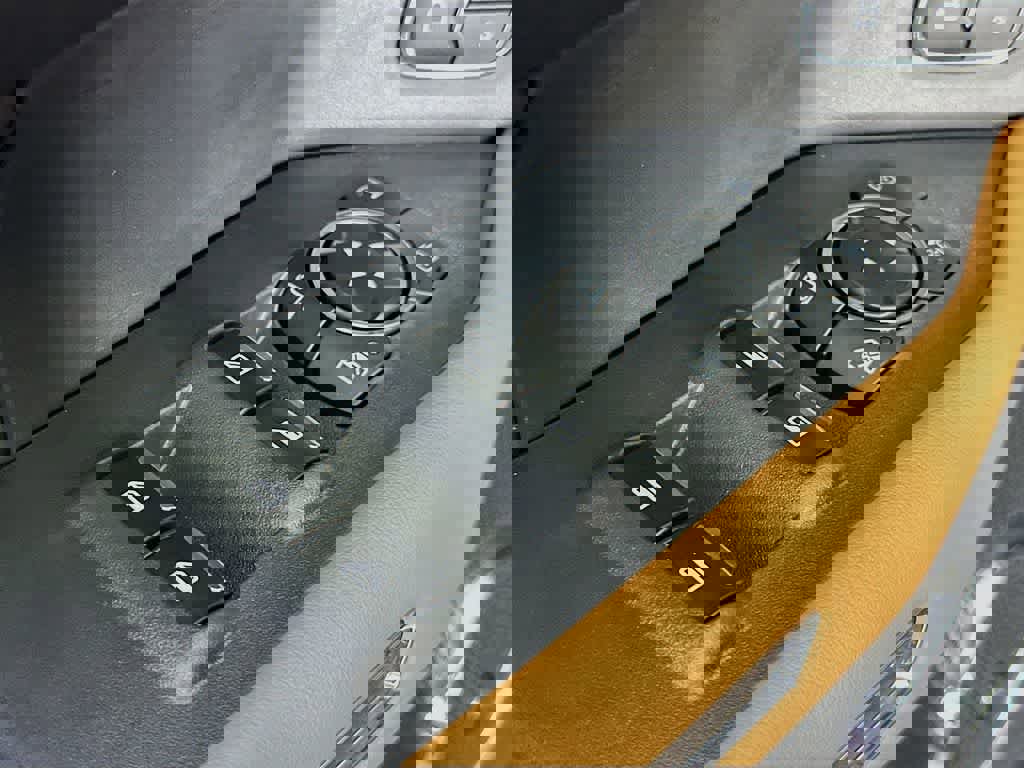 Certified 2023 Ford Expedition Platinum image 29