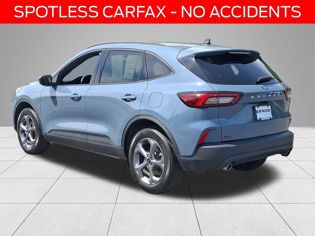 Certified 2025 Ford Escape ST-Line Select AWD/4WD image 6
