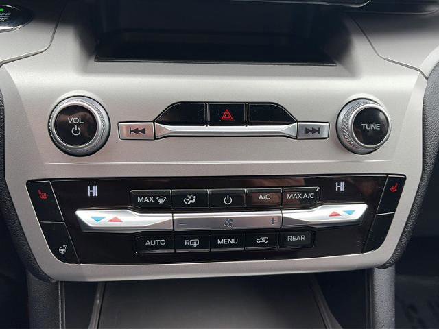 Certified 2021 Ford Explorer XLT w/ Equipment Group 202A image 21