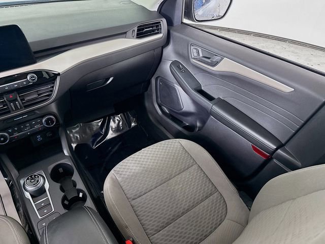 Certified 2022 Ford Escape SE w/ Cold Weather Package image 22