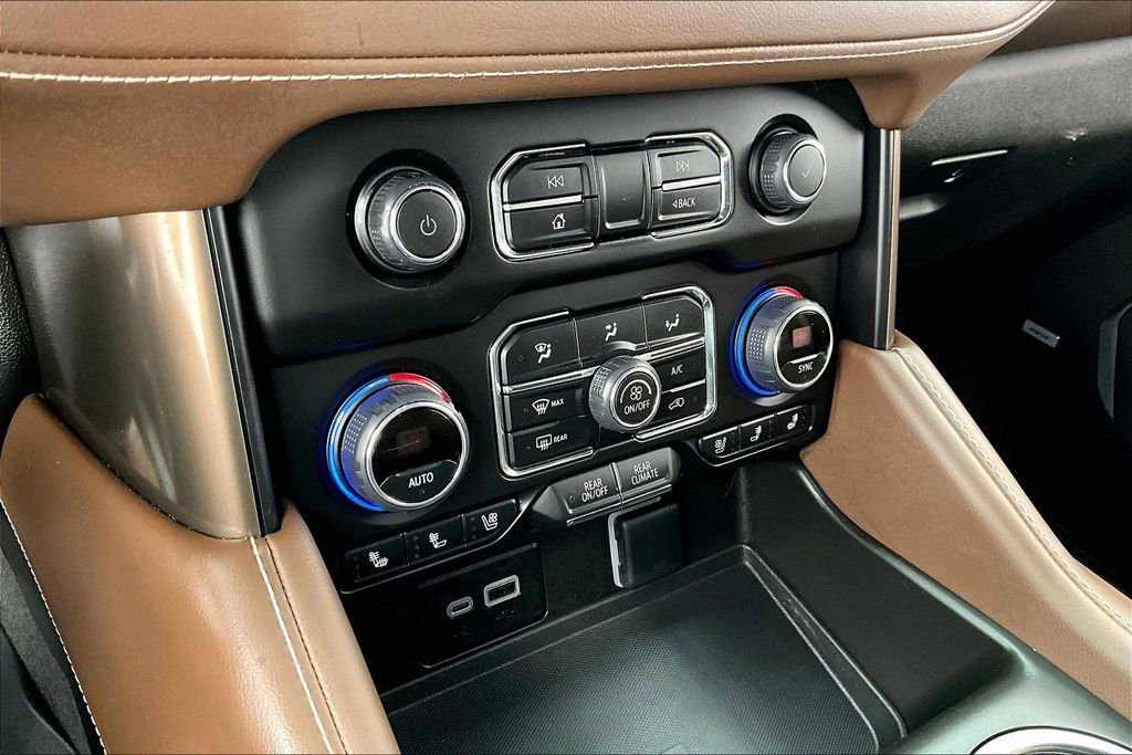 Used 2024 Chevrolet Tahoe High Country image 32