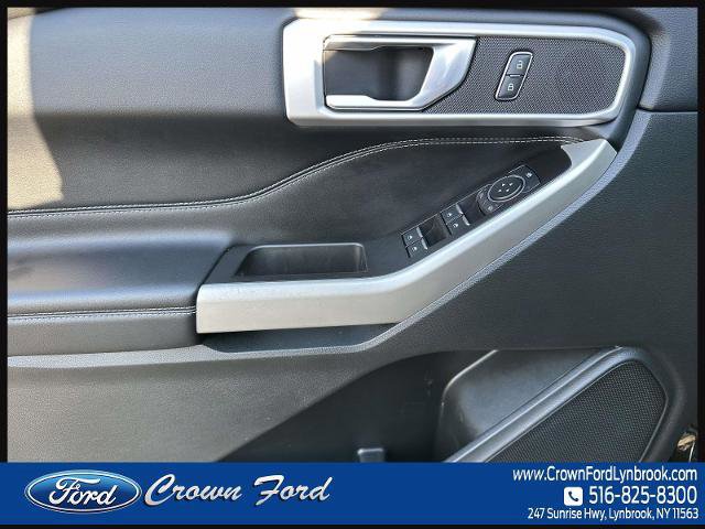 Certified 2021 Ford Explorer XLT w/ Equipment Group 202A image 14